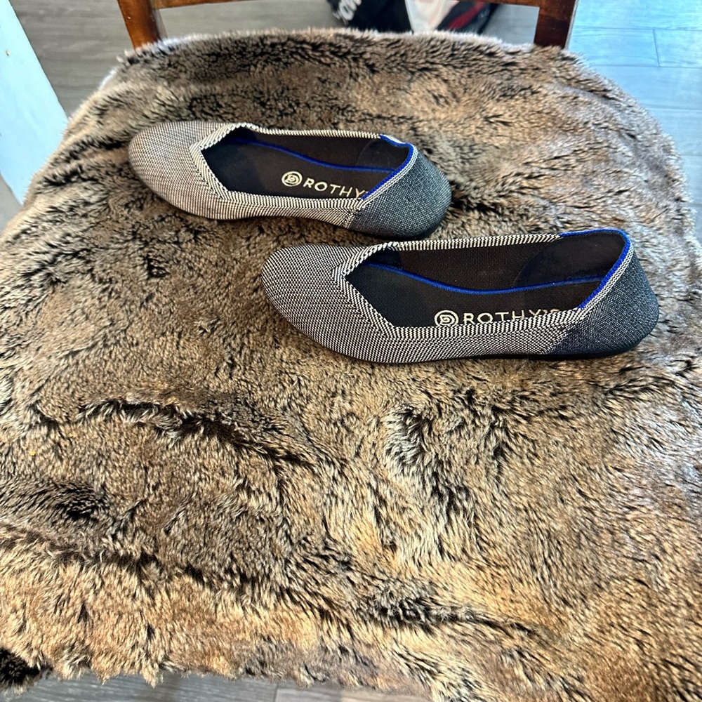 Rothy’s Birdseye Round Grey Retired Color Knit Washable ballet flats, Size 8 - Picture 3 of 10
